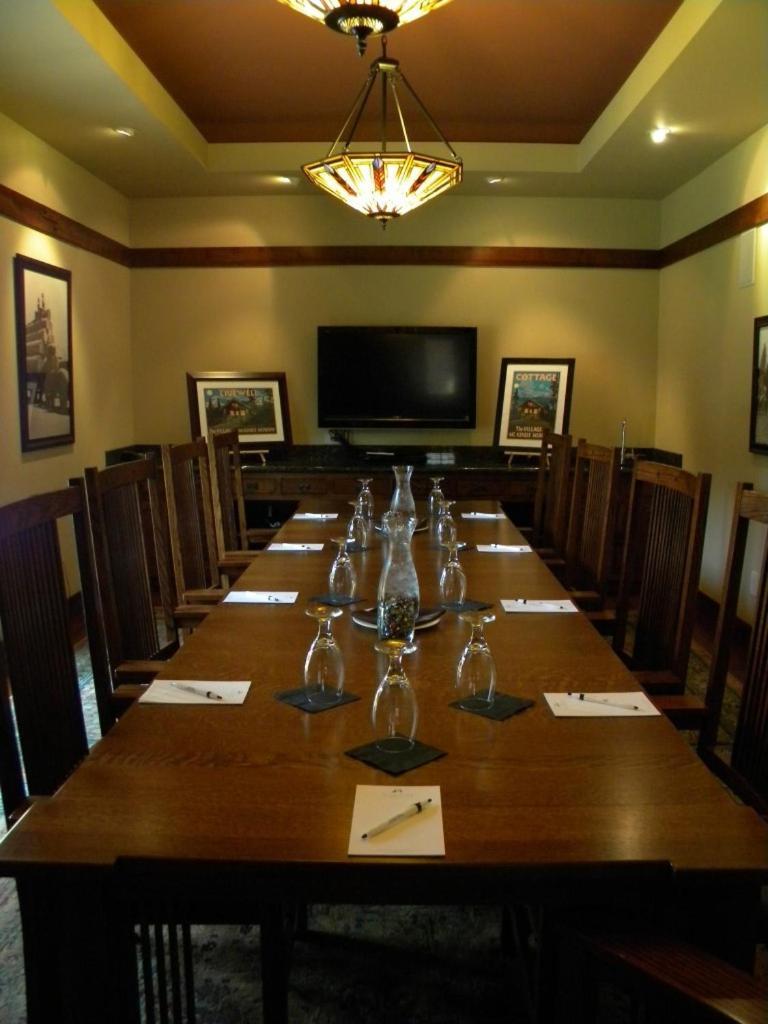 Fivepine Lodge سيسترز المظهر الخارجي الصورة
